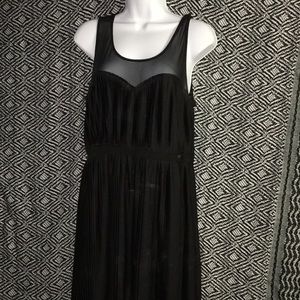 Black satin pleated dress Large H&M fit an…